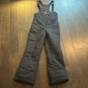 Women’s Med Snow bibs EUC